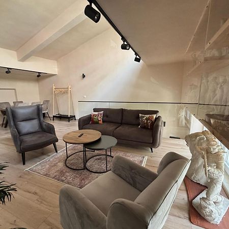 Vacation Studio By Andrea ติรานา ภายนอก รูปภาพ